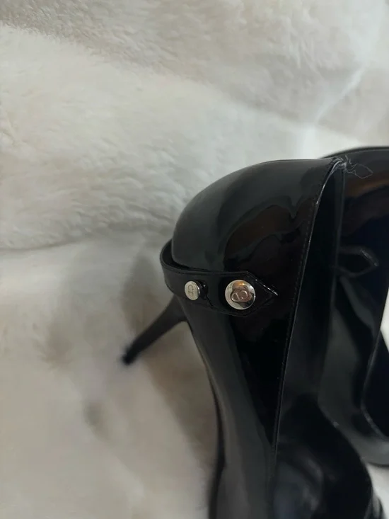 Christian Dior Black Patent Leather Pointed-Toe Heels with Silver D Buckle - Picture 8 of 8